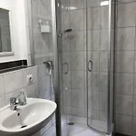 בית הארחה Alte Schmiede פוטבוס