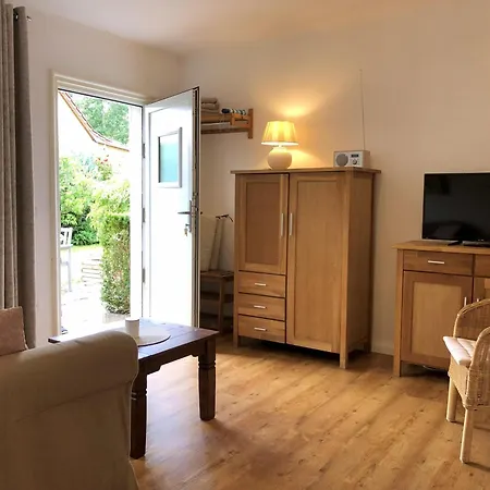 Alte Schmiede 3*